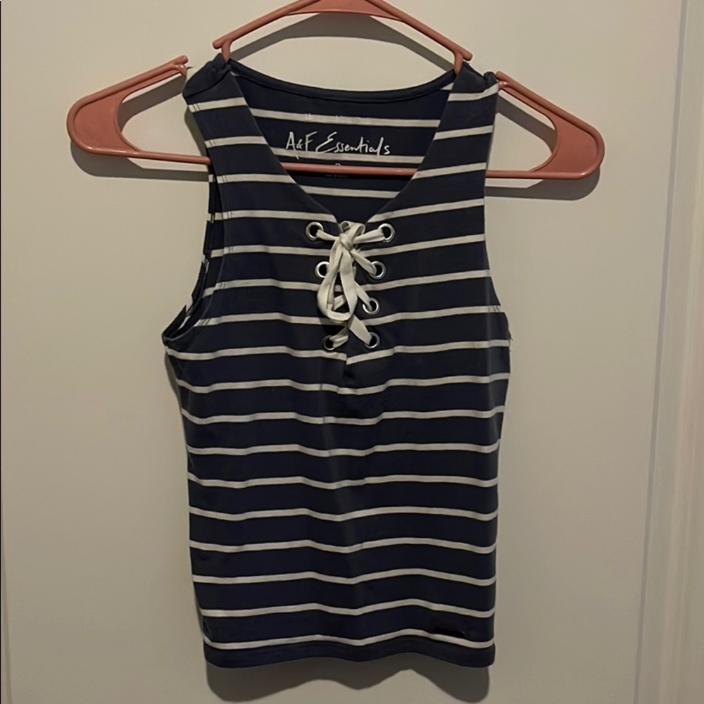 Abercrombie & Fitch Top